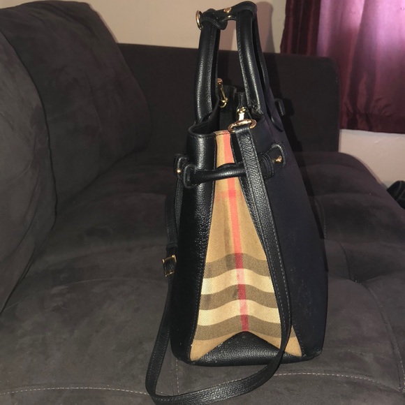 Authentic Burberry black Banner bag House Check - Picture 2 of 5